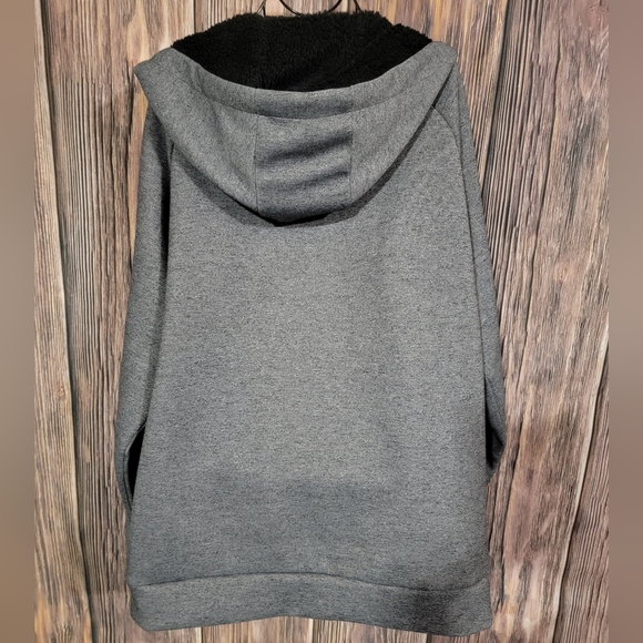 Mena Sweater - Picture 6 of 6